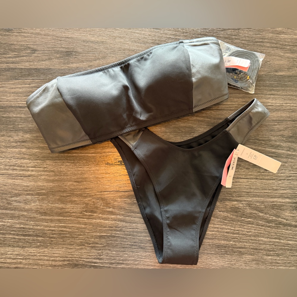 Victoria's Secret Black Bikini Set. NWT!  L/S